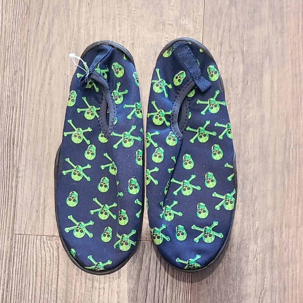 Children's Plaxw Skull Pattern Water Shoes Size 2/3